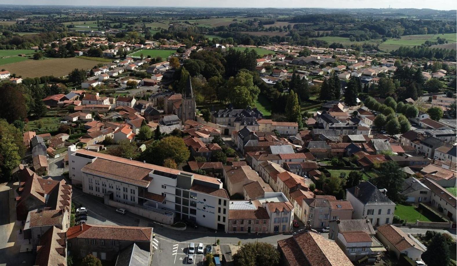 Gite Duguesclin La Flocellière Esterno foto